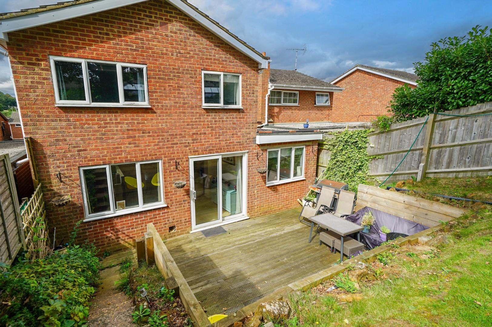 The Stile, Heath And Reach Quarters Estate Agents